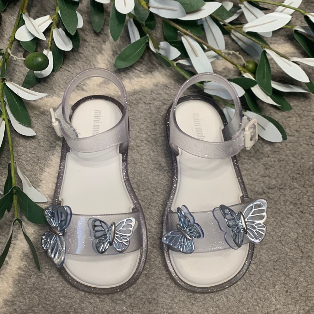 Cute mini Melissa